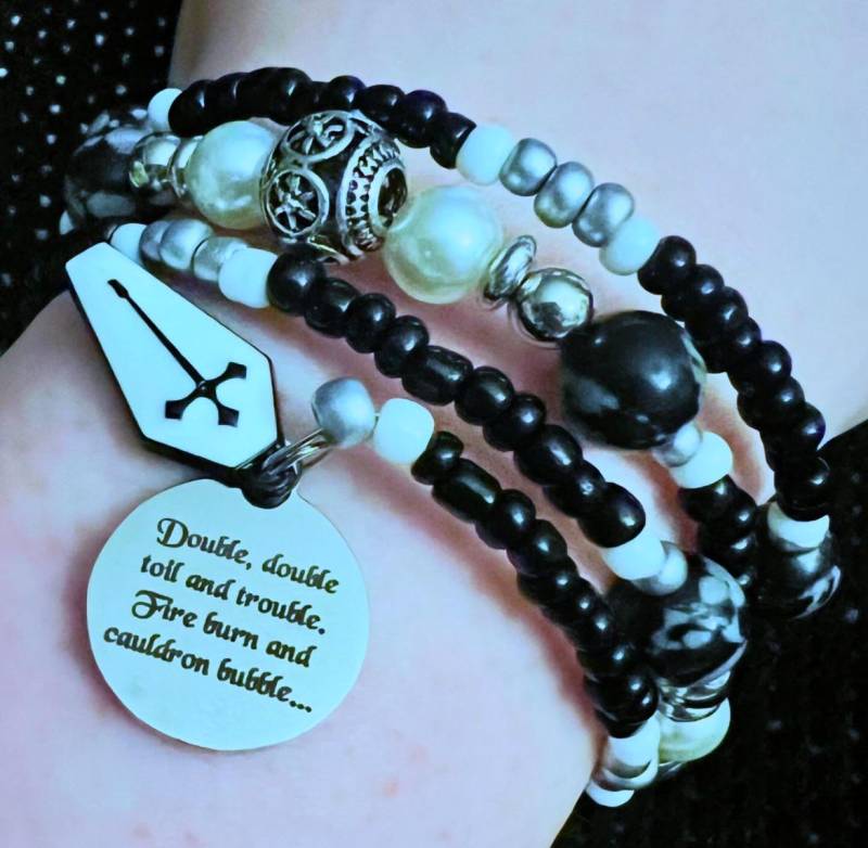 Doppelt, Doppelt Toil & Trouble - Macbeth Armband von AtomicApplePie