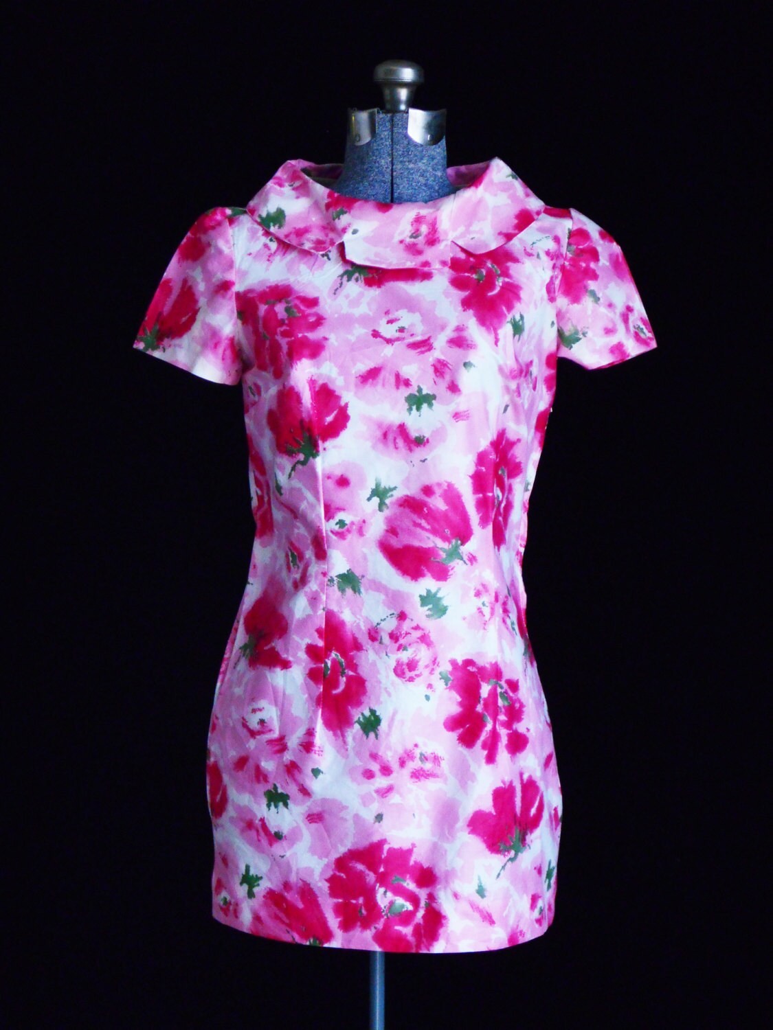 Vintage Kleid 1960Er Jahre Minikleid Retro Kleider Blumen 60Er Baumwollkleider Grafik Design Aquarell Kleidung Vintage Kleid 1960Er Jahre Minikleid Retro Kleider Blumen 60Er Baumwollkleider Grafik Design Aquarell Kleidung von AtomicKittenRetro