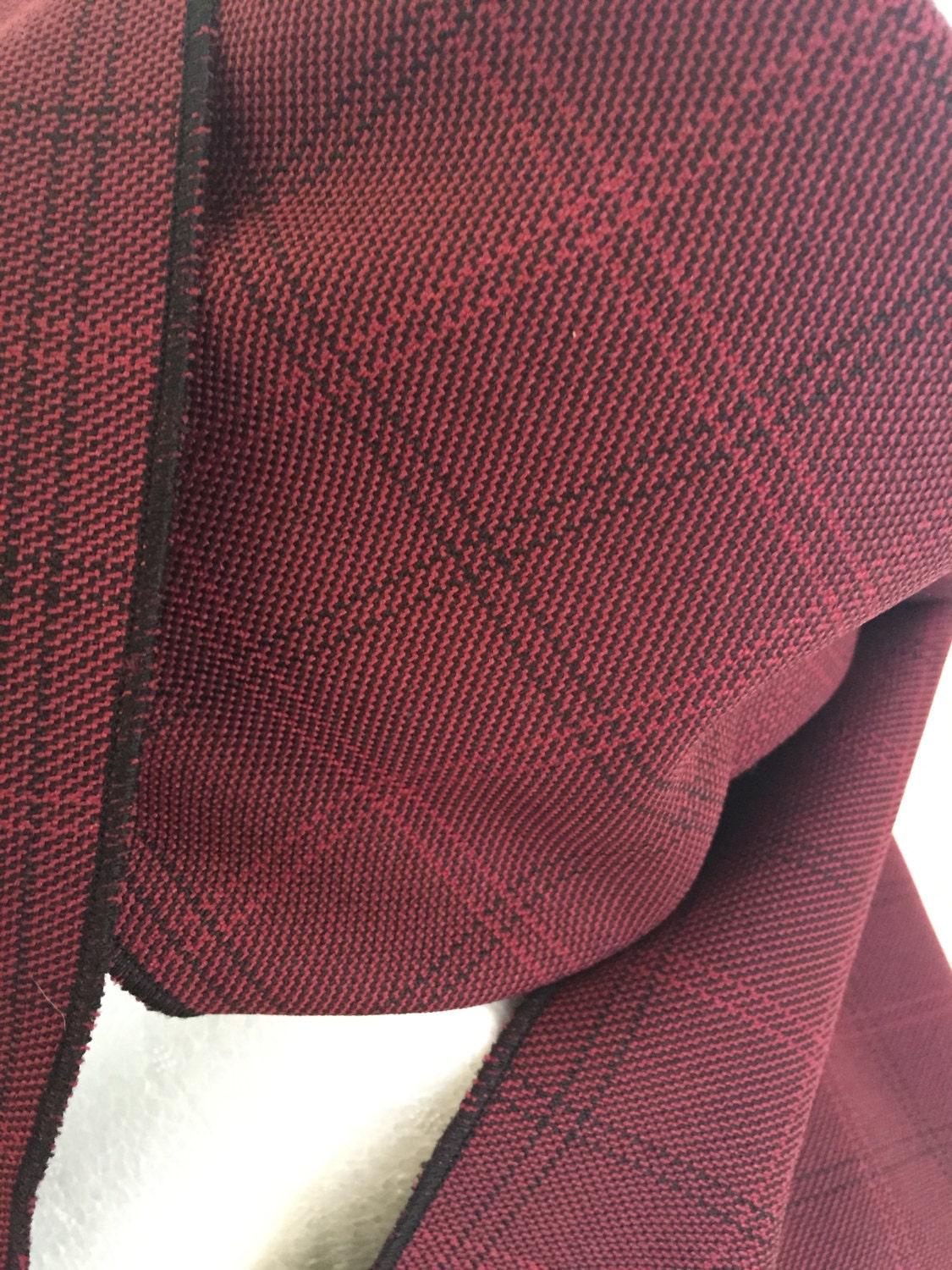 Gentleman Es Red Plaid Schal. Herren Scheck Schals. Traditionelle Geschenke Für Männer. Gefütterte Polyester-Schals von Atooda