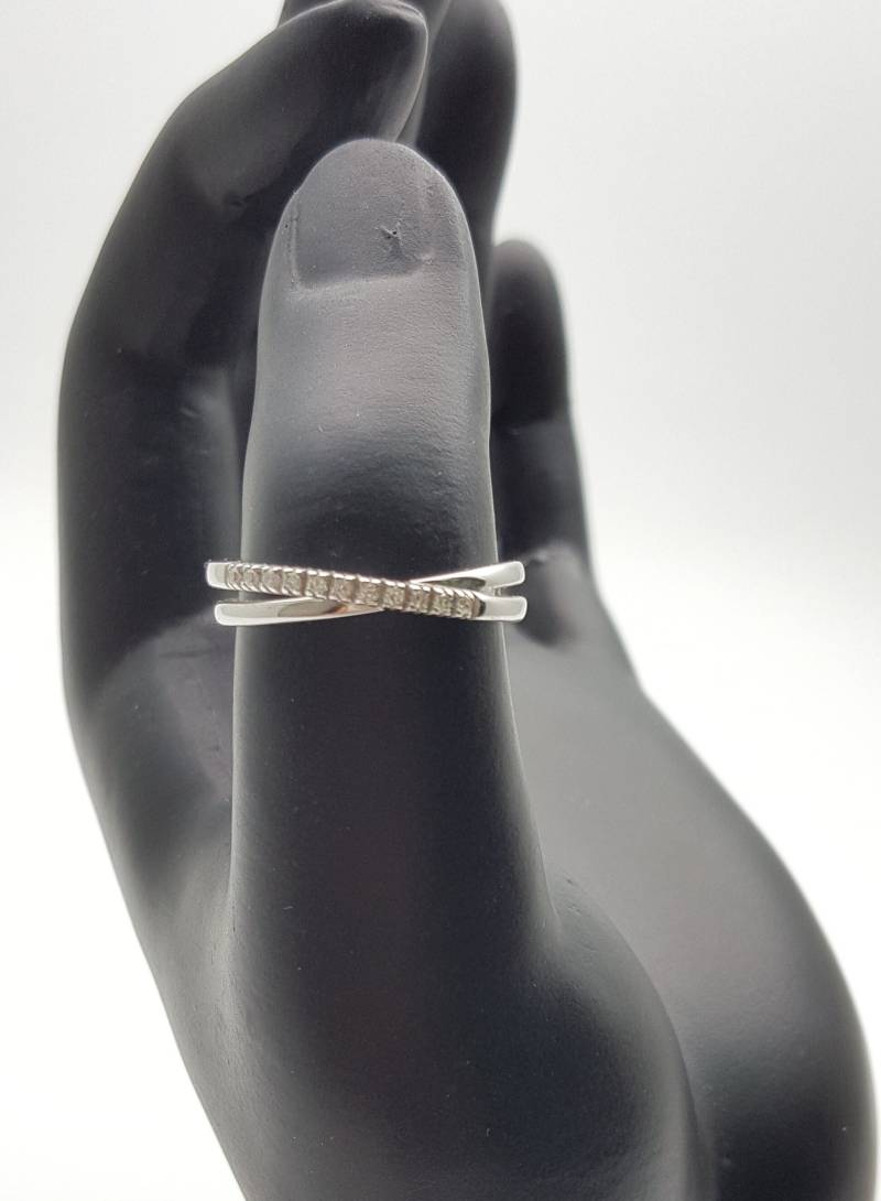 Handgemachter Ehering Aus 18K Weißgold Mit Diamant - Miluna Italy von AttiasPearl