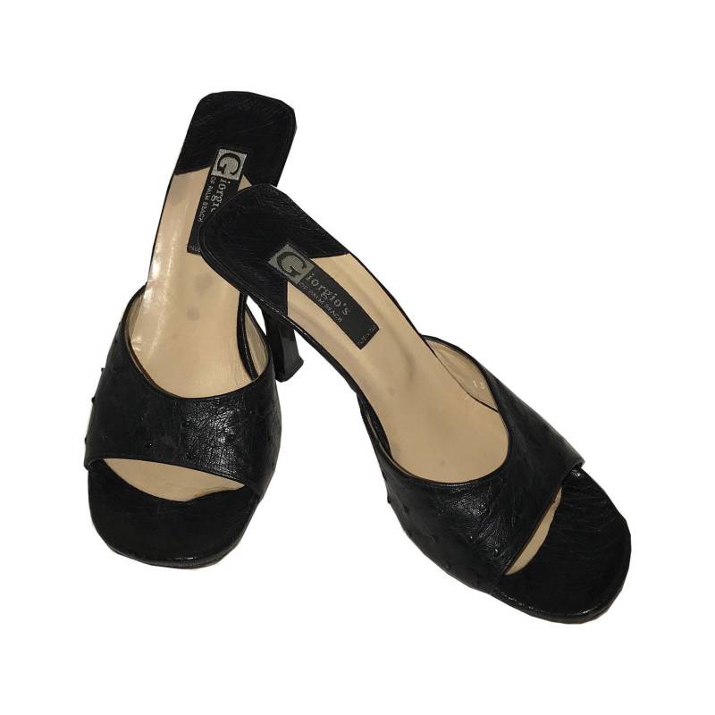 Giorgio Of Palm Beach Schwarze Straussen Pantoletten Giorgio Of Palm Beach Schwarze Straussen Pantoletten von AttitudesFashion