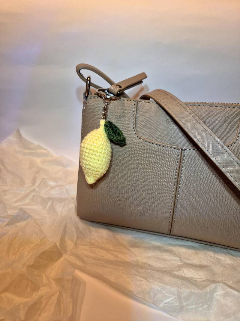 Zitrone Gehäkelt Schlüsselanhänger Gehäkelte Taschenanhänger, Taschenbaumler von Attrappenshop