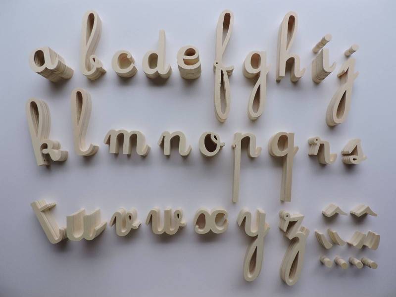 Kursives Alphabet Mit 155 Montessori-Holzbuchstaben von Auboisdeslettres