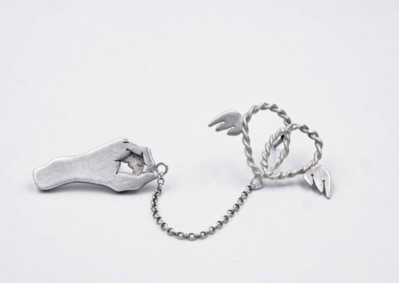 Doppel Brosche - Liebe Ist Wie Das Fliegen Eines Drachens Sterling Silber Doppel Brosche - Liebe Ist Wie Das Fliegen Eines Drachens Sterling Silber von Aucoeurdore