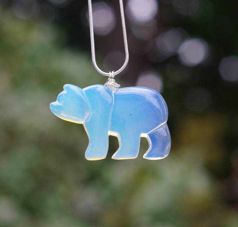 Großer Opalite Bär Halskette Sterling Silber Draht Gewickelt Anhänger Großer Opalite Bär Halskette Sterling Silber Draht Gewickelt Anhänger von AudacityWear