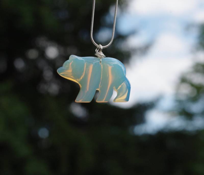 Opalite Eisbär Halskette Sterling Silber Draht Gewickelt Stein Opalite Eisbär Halskette Sterling Silber Draht Gewickelt Stein von AudacityWear