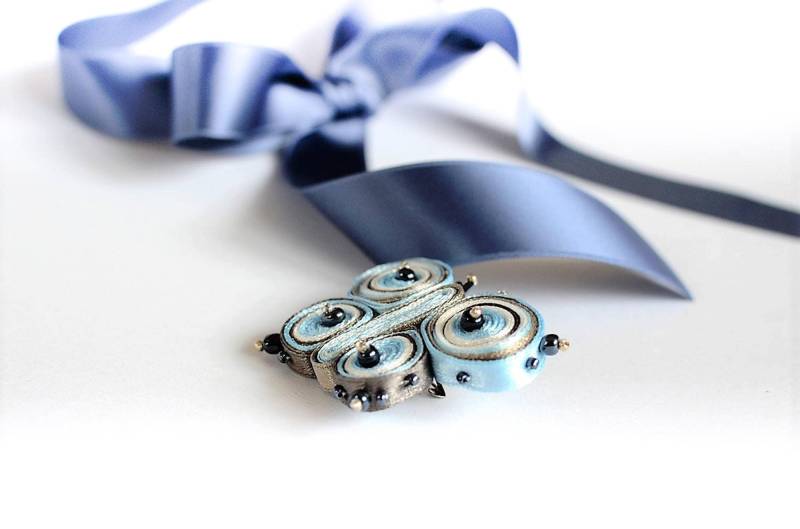 Schmetterling Brosche, Textil Brosche Blau, Anstecknadel Perlen, Kette Stoff & Anstecker, Geschenk Für Sie - Textiler Schmuck von AudraTextileStudio