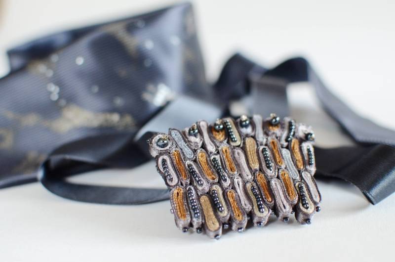 Weihnachtsgeschenk Für Ein Paar Stoffkette Und Halsband, Lätzchen Halskette, Geschenk Mann, Frau, Personalisiertes - Faser Kunst Schmuck von AudraTextileStudio