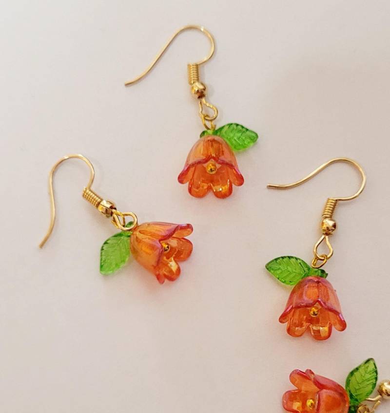 Ohrringe Hängeohrringe Rot Blumen Geschenk Sommer Frühling Ostern Muttertag Geburtstag Party Schmuck von AudreyKreationen