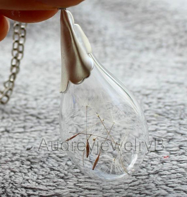 Pusteblumen Halskette Silber Anhänger, Türkis Perlen, Make A Wish von AudreyjewelryB