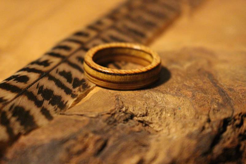 Handgemachter Holzring Männer Herren Boho Natur Holz Ring von AuenwaldCrafts