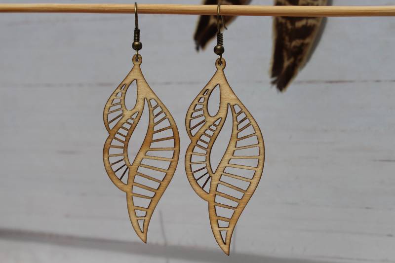 Holzohrringe Mandala Hänger Geometrisch Hängeohrringe Filigran Boho Natur Holz Wald Natürliche Ohrringe Gelasert von AuenwaldCrafts