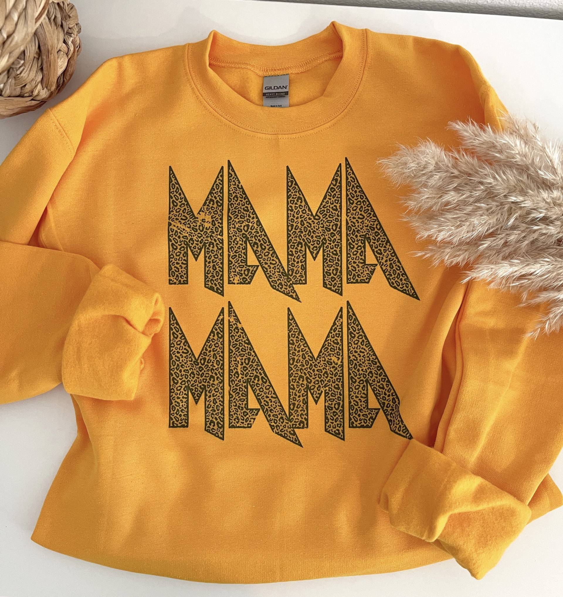 Mama Grafik Sweatshirt, Leopard Print Shirt, Muttertag Geschenk, Rock & Roll Sweatshirt von AugustandWes