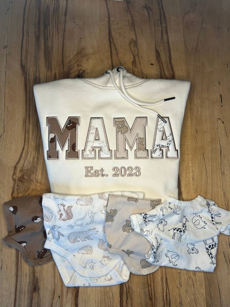 Erinnerungspullover Aus Babykleidung - Personalisiertes Geschenk Für Mama Oder Papa Bestickt & Handgefertigt Upcycling Andenken von AundPapparel