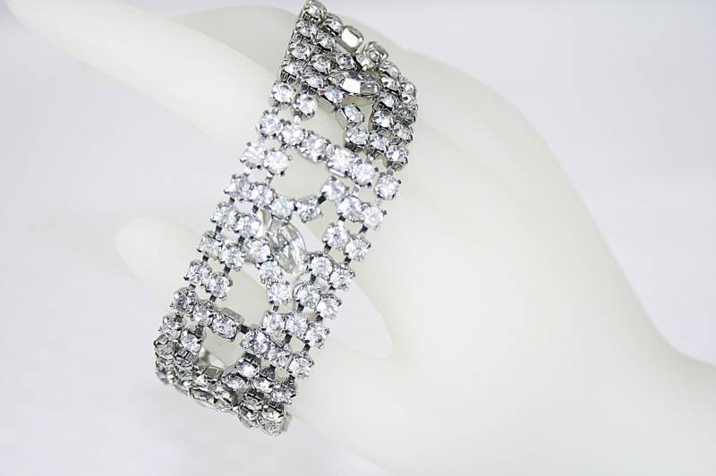 Rhinestone Armband Vintage Wedding Evening Statement Bracelet Cocktail Party Diva Bling von AuntBeasBling