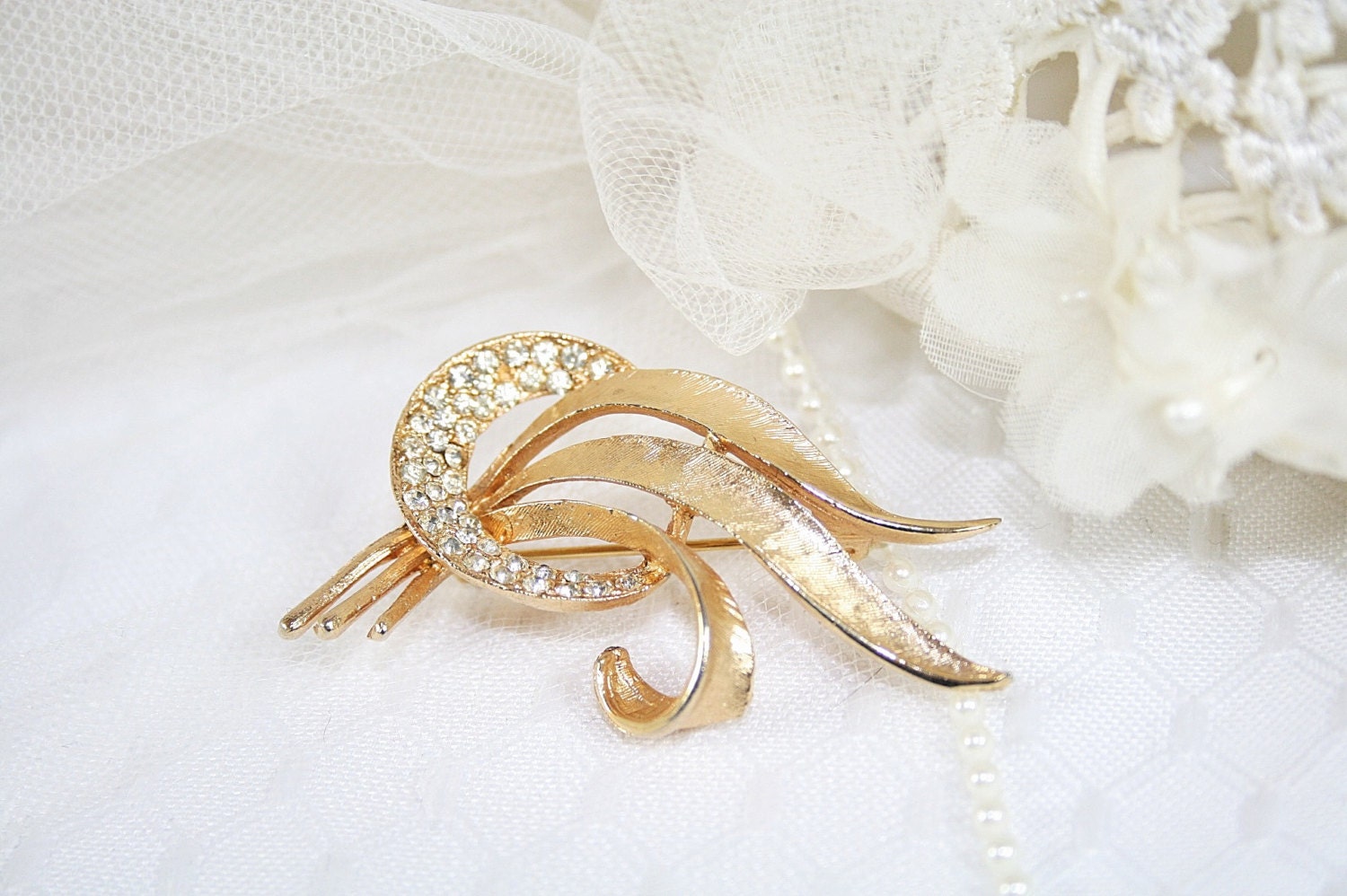 Vintage 1950Er Strass Blatt Pin Brosche Elegante Perfekt Mit Allem von AuntBeasBling