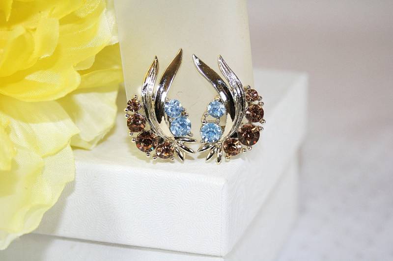 Vintage Blau Und Bernstein Strass Ohrringe Lisner Perfekt Für Jeden Anlass Geschenkideen Sie von AuntBeasBling