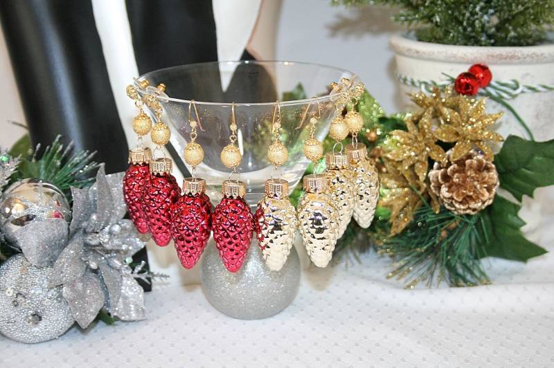 Weihnachten Pinecone Ornament Ohrringe Schulter Duster Geschenke Für Ihre Shop Klein von AuntBeasBling