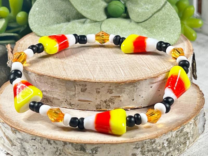 Halloween Candy Corn Armbänder | Kit Oder Handmade Perlen Schmuck von AuntJennysBeads