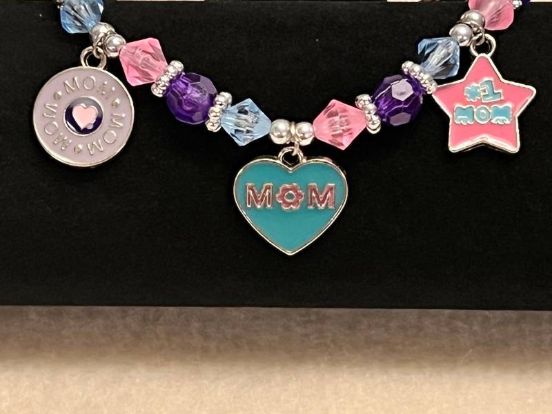 Mama Bettelarmband | Schmuck Muttertag Kinder Basteln Bead Kit Oder Handmade von AuntJennysBeads