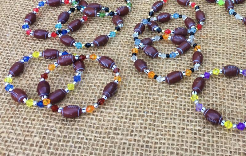Perlen Fußball Team Armbänder | Made-To-Order Nfl Schmuck Teamfarben von AuntJennysBeads