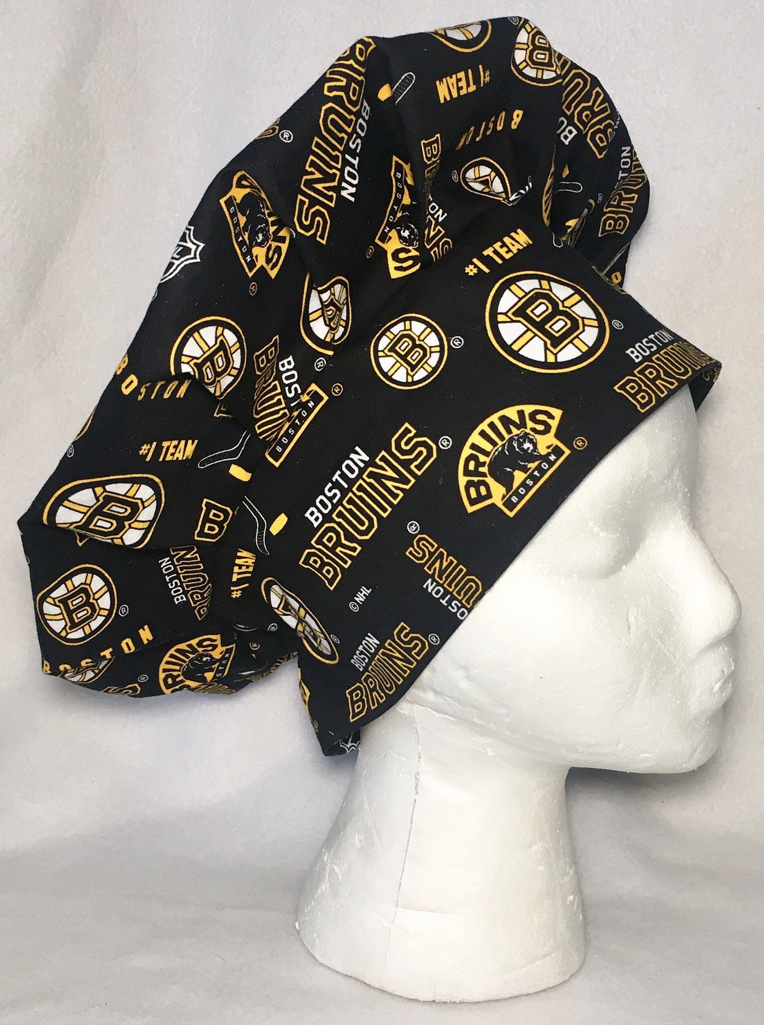 Boston Bruins Kochmütze Für Erwachsene von AuntShellDesigns