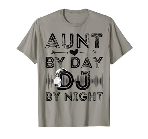 Tante By Day DJ By Night Retro Damen Deejay Plattenspieler T-Shirt von Auntie Birthday Radio Announcer Apparel