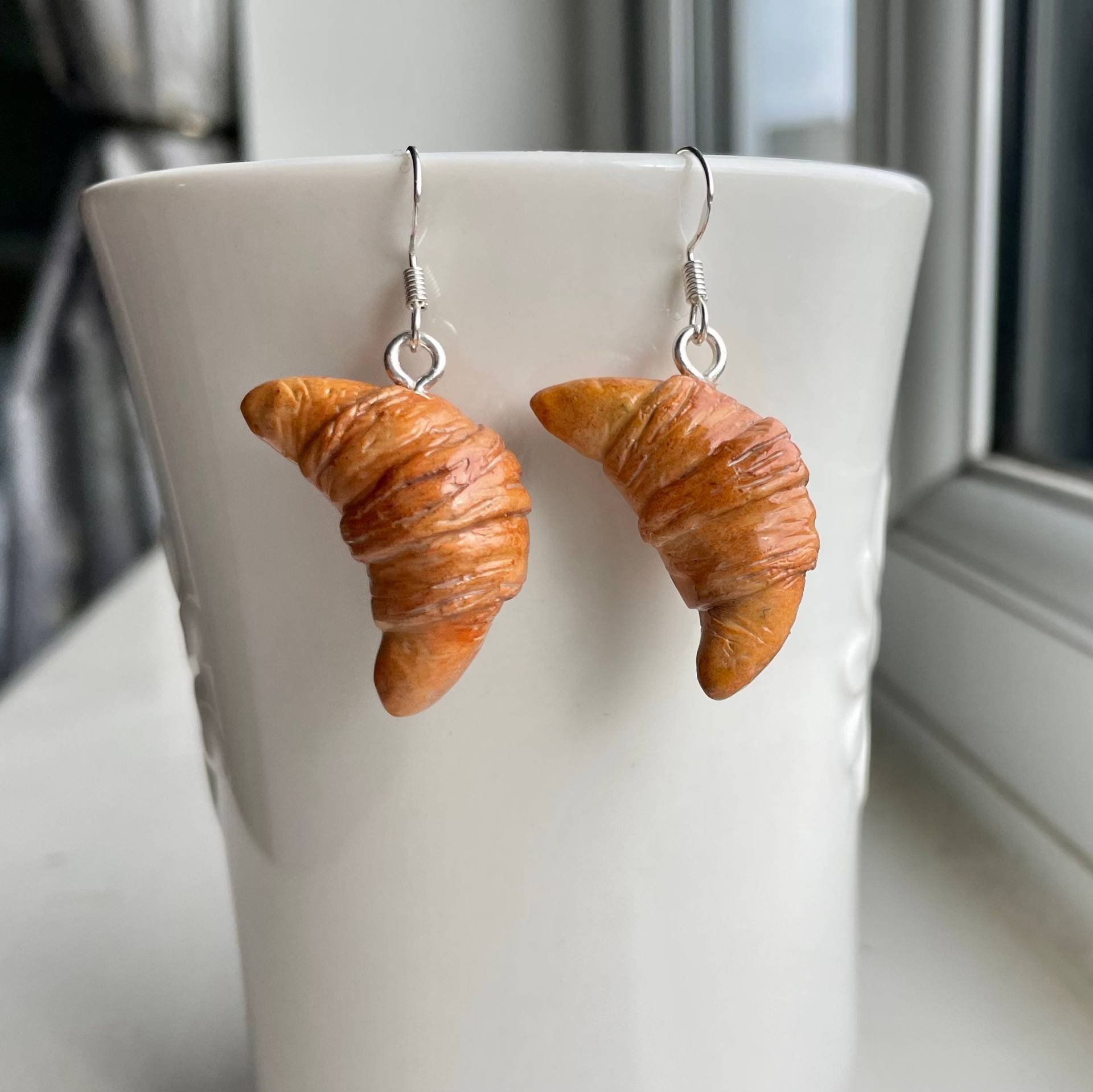Croissant Ohrringe, Einzigartige Nettes Geschenk, Ungewöhnliche Geschenke, Handgemachter Schmuck Für Frauen Croissant Ohrringe, Einzigartige Nettes Geschenk, Ungewöhnliche Geschenke, Handgemachter Schmuck Für Frauen von AuntieAbi