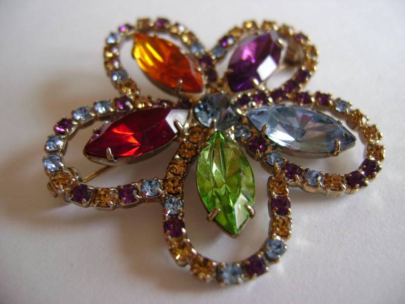 Bunte Blumen-Brosche/Verschiedene Töne Blumen Vintage Geburtstagsgeschenk Muttertag Valentinstag Geschenk Bunte Blumen-Brosche/Verschiedene Töne Blumen Vintage Geburtstagsgeschenk Muttertag Valentinstag Geschenk von AuntieAnnesGems