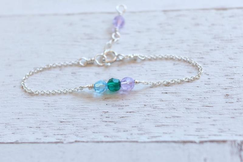 Baby Armband-Baby Schmuck-Kleinkind Armband-Neugeborenen Mädchen-Babyparty Geschenk-Baby Geburtstag-Schlichtes Zierliches Armband von Aupetitpied