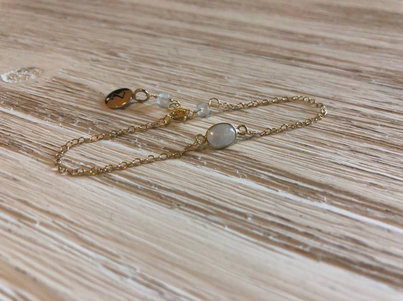 Personalisierte Edelstein Armband Charme Für Baby Und Kind, Mädchen Geburtstagsgeschenk von Aupetitpied