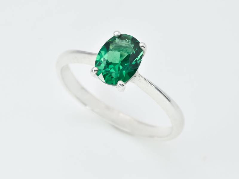 Solitär Smaragd Ring, Silberring, Oval Kann Birthstone, Grüner Erstellt Smaragdring, Verlobungsring von AuraFaithJewelry