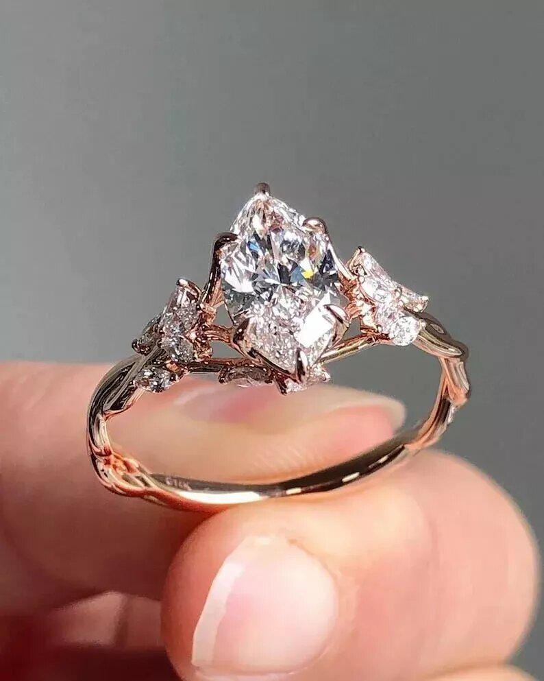 Floral Marquise Cut Moissanite Verlobungsring Vintage 14K Gold Diamant Ehering Natur Inspirieren Ring Versprechensring Für Frauen von AuraJewelsCA
