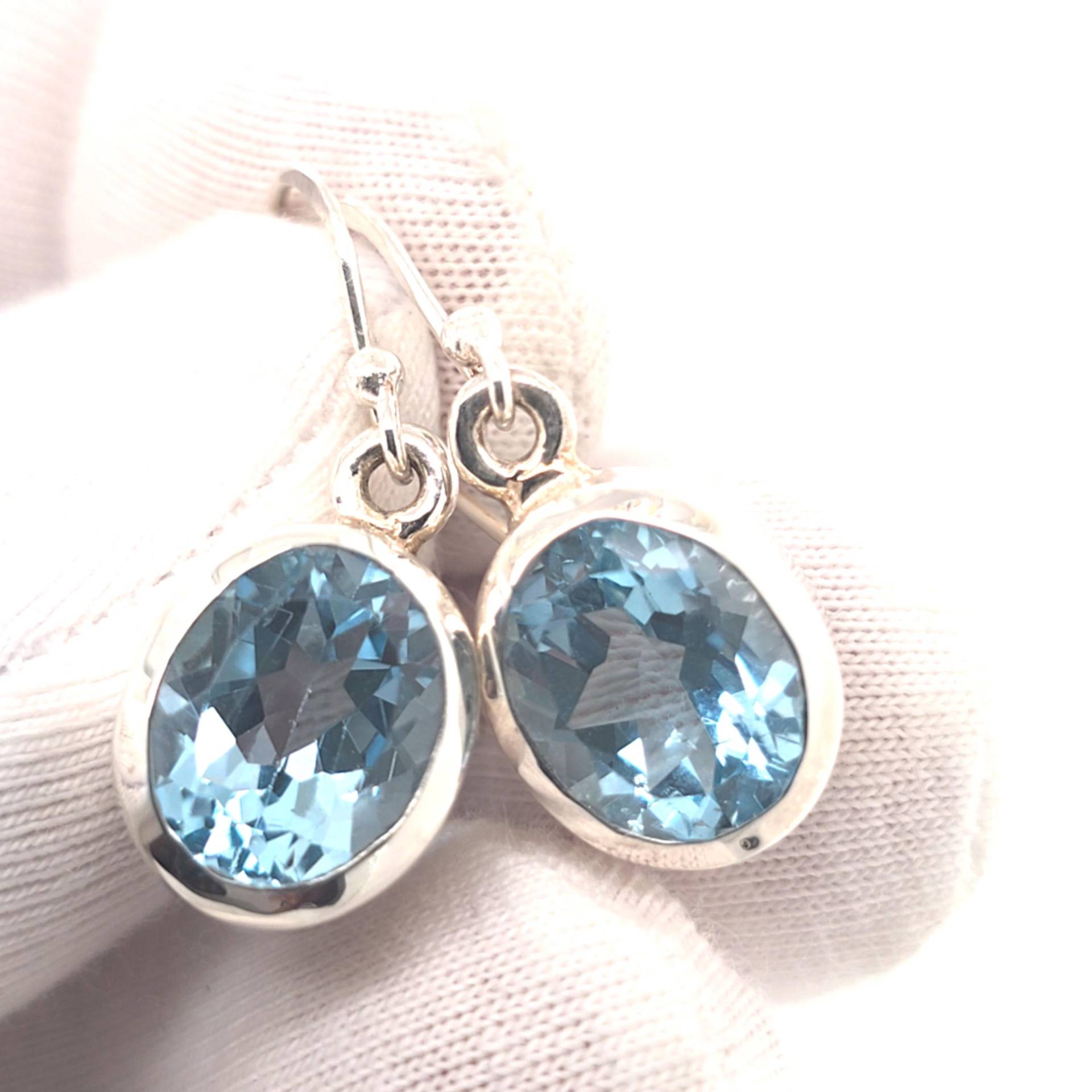 Blautopas Sterling Silber Ohrringe von AureliaEdelsteine1