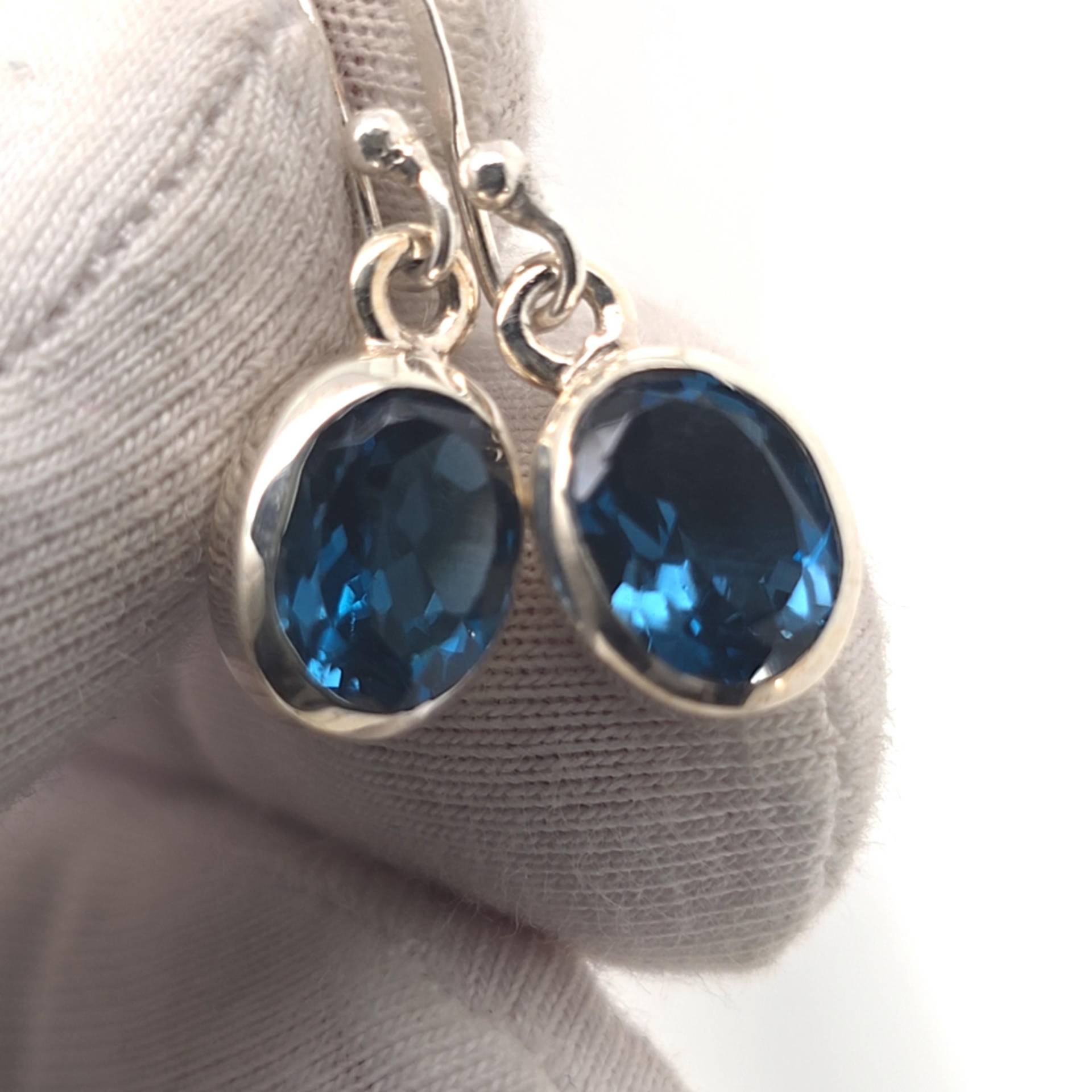 London Blautopas Sterling Silber Ohrringe von AureliaEdelsteine1