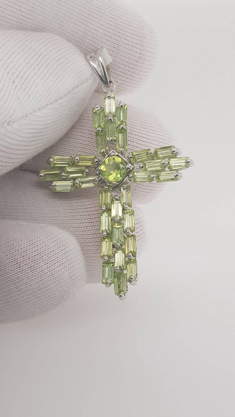 Peridot Kreuz Sterling Silber Anhänger von AureliaEdelsteine1