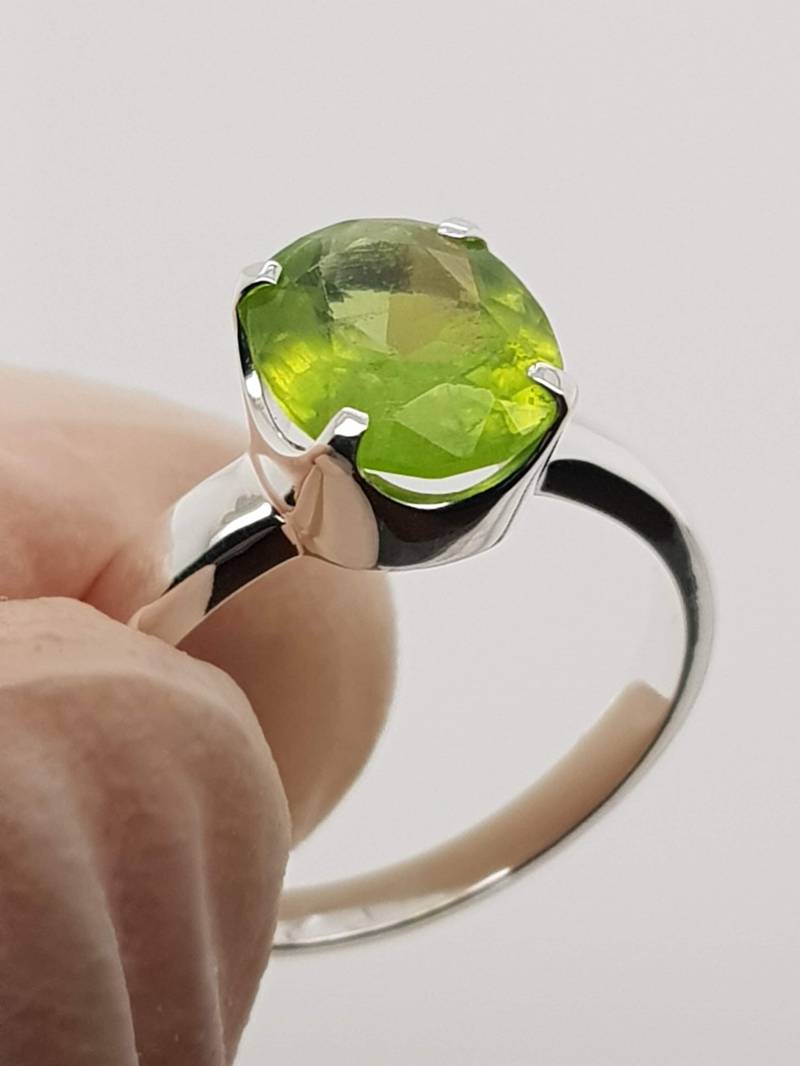 Peridot-sterlingsilberring 55, 75 von AureliaEdelsteine1