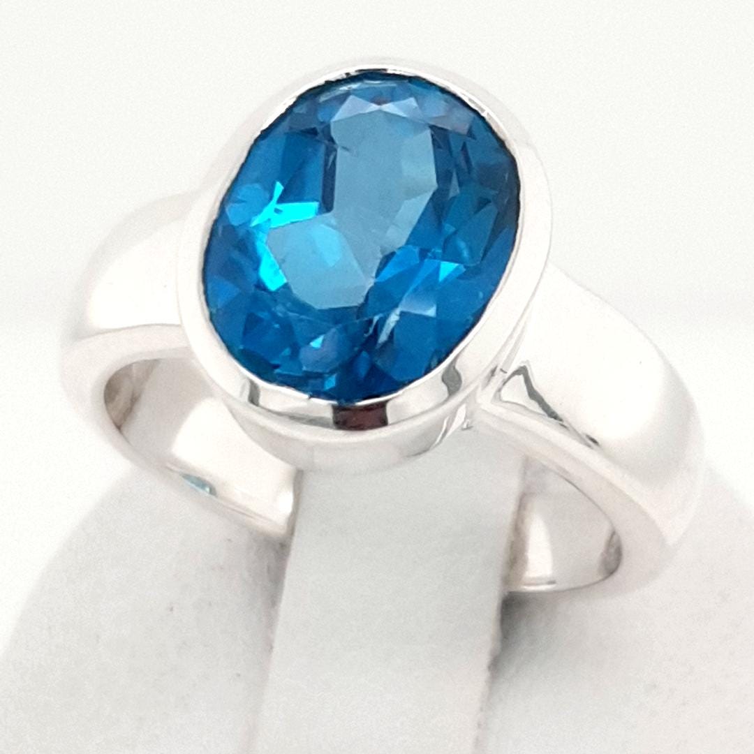 Schweizer Blautopas Sterling Silber Ring 54 Schweizer Blautopas Sterling Silber Ring 54 von AureliaEdelsteine1