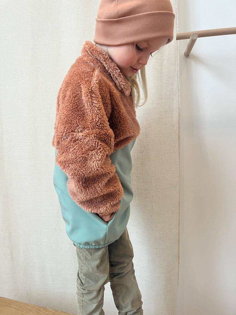 Handgemachter Kinderpullover Braun | Muskatnuss/Türkis | Herbstpullover Winterpullover Verschiedene Größen von AureliaElena