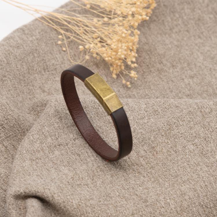 Leder Armband Für Männer, Herrenarmband Leder, in Zwei Farben Erhältlich Leder Armband Für Männer, Herrenarmband Leder, in Zwei Farben Erhältlich von AurelieHandicrafts