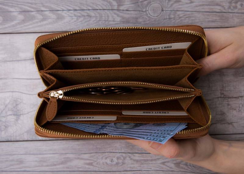 Personalisierte Leder Damen Reißverschluss Geldbörse, Hellbraun, Rot, Gelb, Marineblau, Bifold Geldbörse Für Frauen, Kupplung von AureoLeather