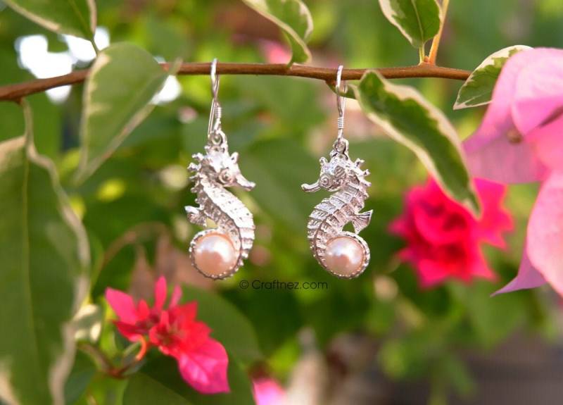 Bali Sterling Silber Meeresohrringe Mit Süßwasserperle Für Frauen | Indonesien Schmuck Bali Sterling Silber Meeresohrringe Mit Süßwasserperle Für Frauen | Indonesien Schmuck von Aurolius