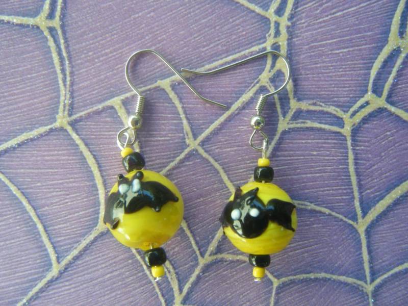 Gelb, Fledermaus Ohrringe von AurosCrafts