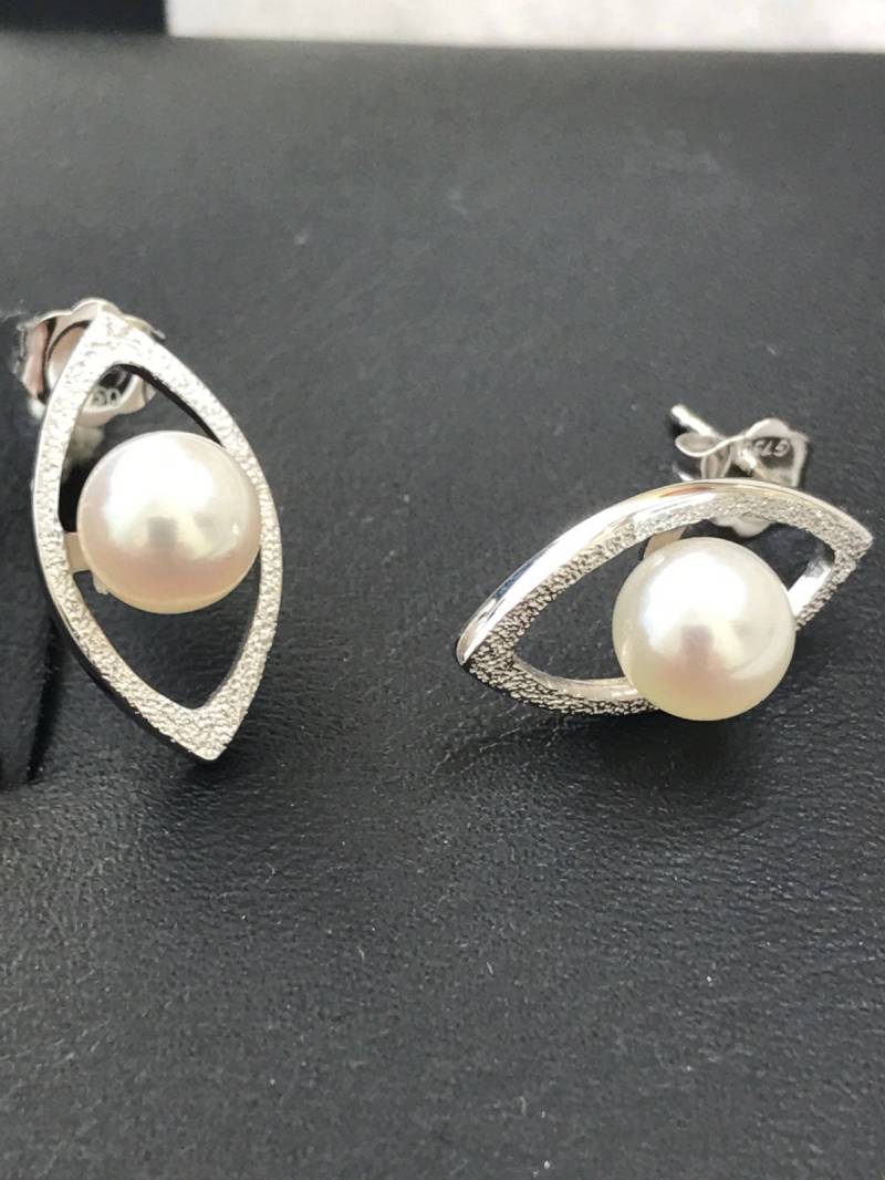 Ohrstecker Aus 18 K Weißgold Mit Süßwasserperle von AurumGioielli