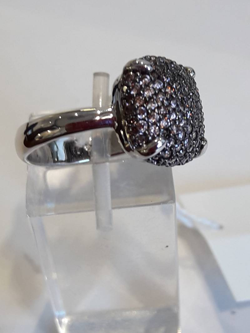 Weißgoldring Mit Braunen Steinen von AurumGioielli