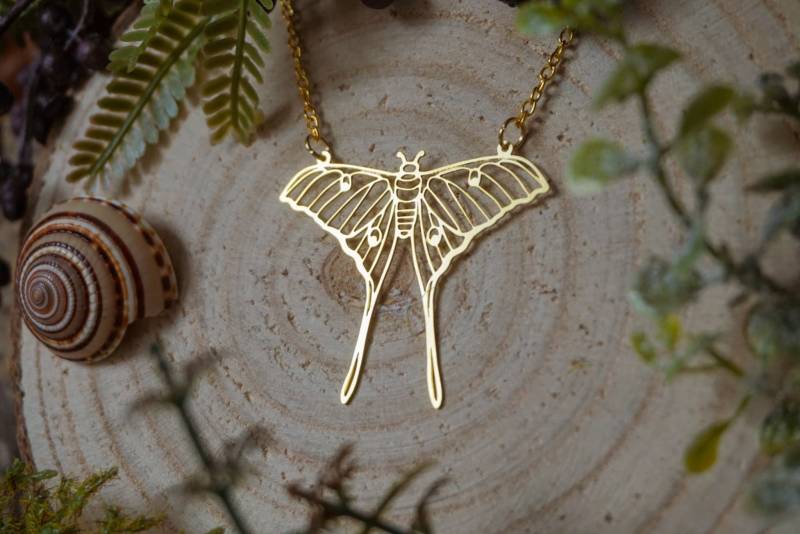 The Luna Moth Necklace - Gold/Silver von AusgefuchstArt