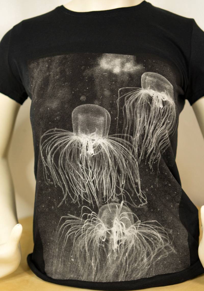 Jellyfish Shirt - Nautical Steampunk Diver Handmade Unisex Special Smooth Print Gifts Deep Sea Creatures von AussenseiterDesignz