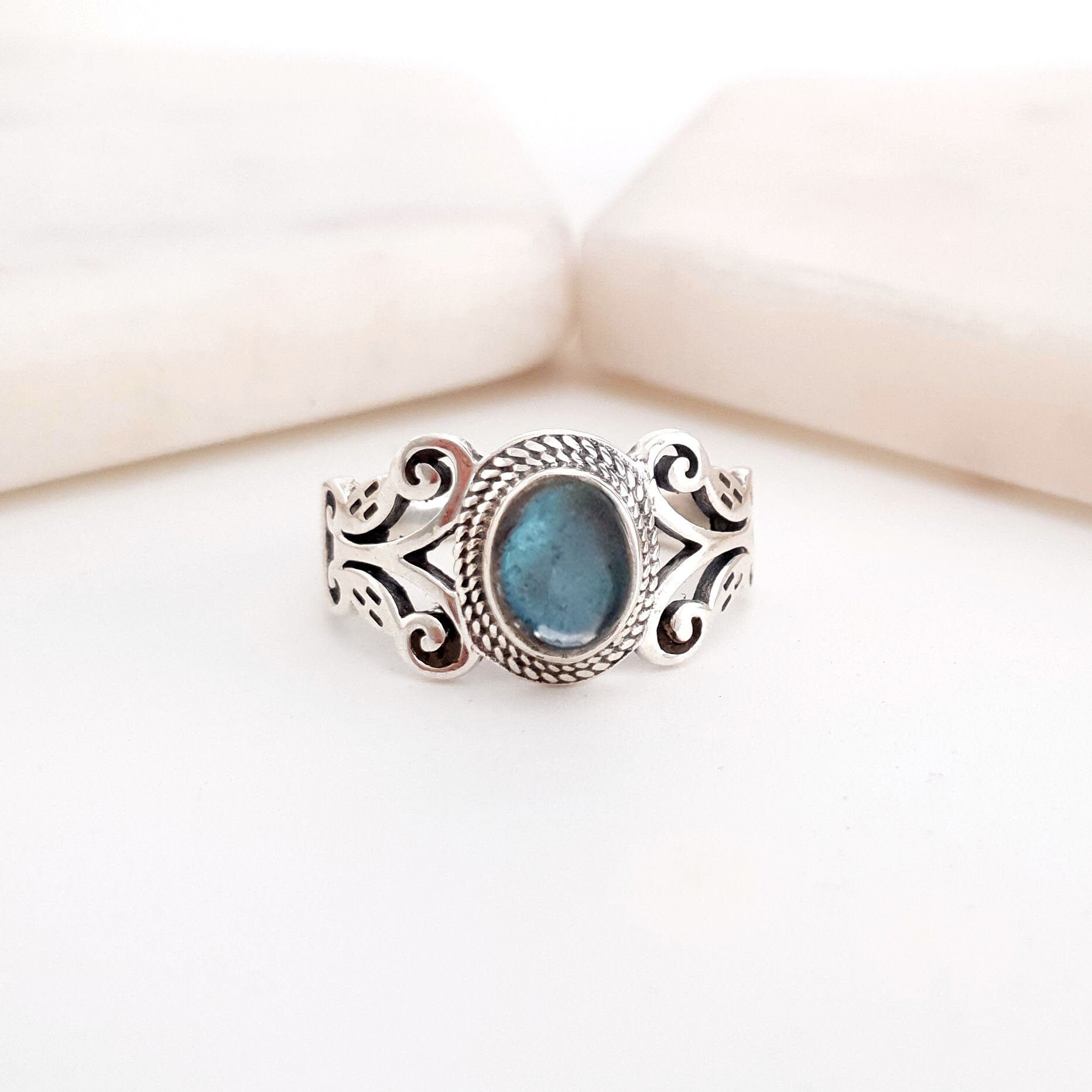 Labradorit Schmetterling Ring | Damen Sterling Silber Edelstein Ooak Us Größe 7 Labradorit Schmetterling Ring | Damen Sterling Silber Edelstein Ooak Us Größe 7 von AussieBohoPrincess