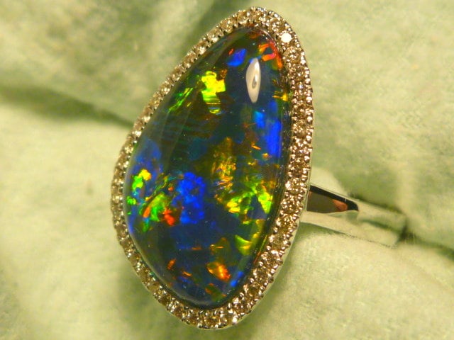 Damen Opal Ring 14Ct Weiß Gold Free Form Edelstein Qualität Triplet. Artikel #170650 von AussieGemOpals