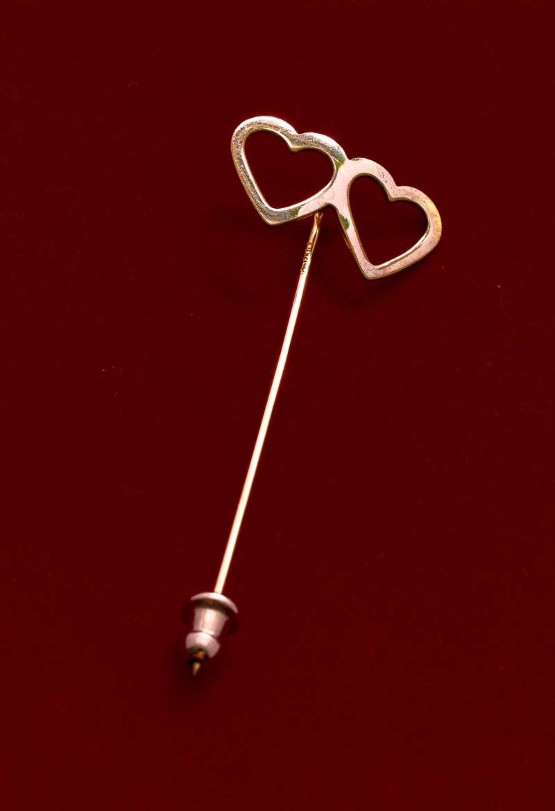 Jahrgang 12K Gold Gefüllt Doppel Herz Stick-Pin Für Die Liebe Jahrgang 12K Gold Gefüllt Doppel Herz Stick-Pin Für Die Liebe von AussieMagic